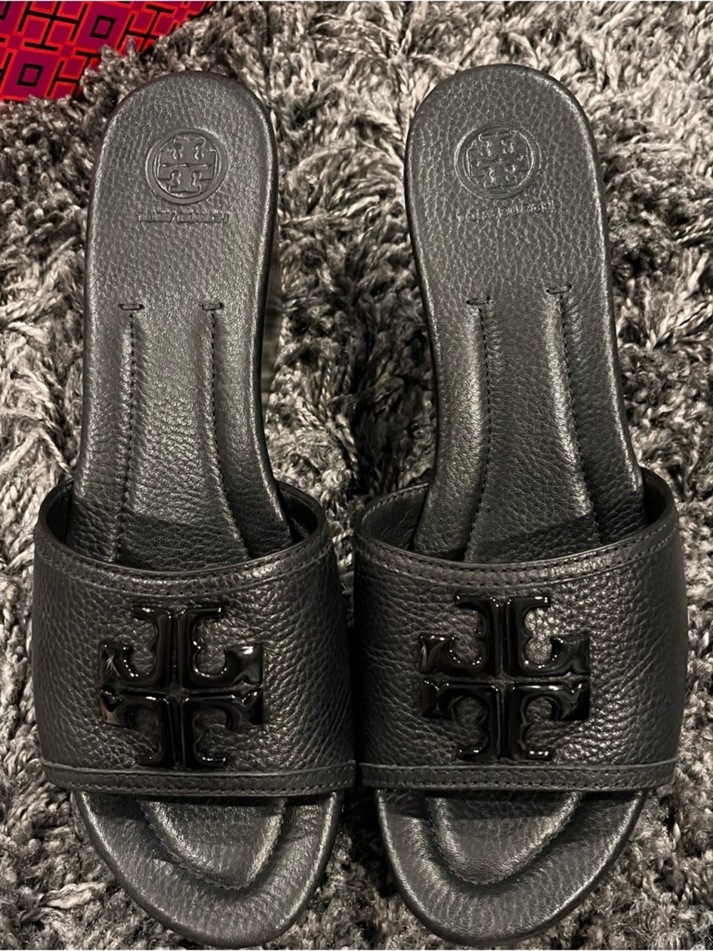🌸TORY BURCH LOWELL 80MM TUMBLED BLACK LEATHER WEDGE SIZE 9.5🌸 - Picture 3 of 7
